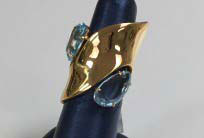 Rose Gold with Blue Topaz ring. 18kt Rose Gold with 8.51ctw Topaz. Rose Gold with Blue Topaz ring. 18kt Rose Gold with 8.51ctw Topaz.