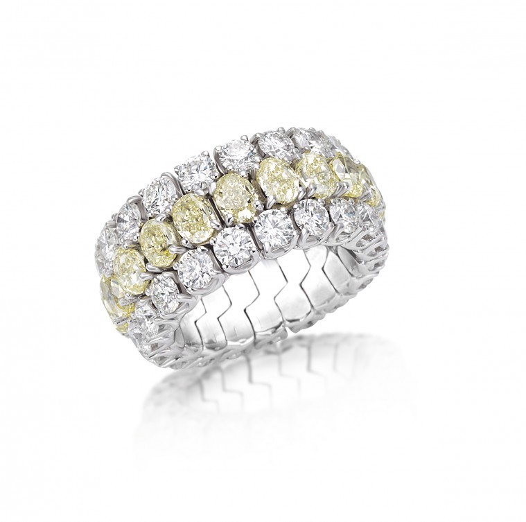 white and yellow diamond ring in Palm Desert, California on El Paseo